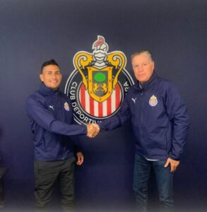 Christian Pinzon signs with Chivas de Guadalajara - California Rush